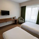 Tuna Hotel