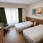 Tuna Hotel *