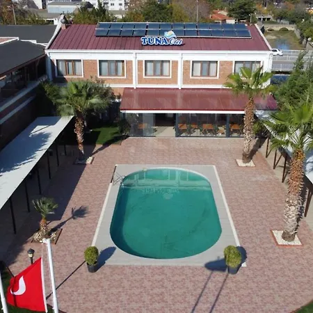 Tuna Hotel