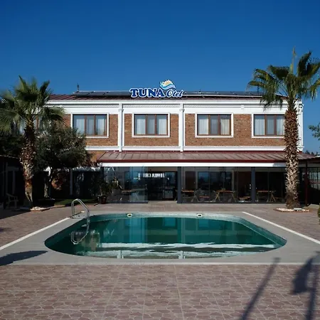 Tuna Hotel